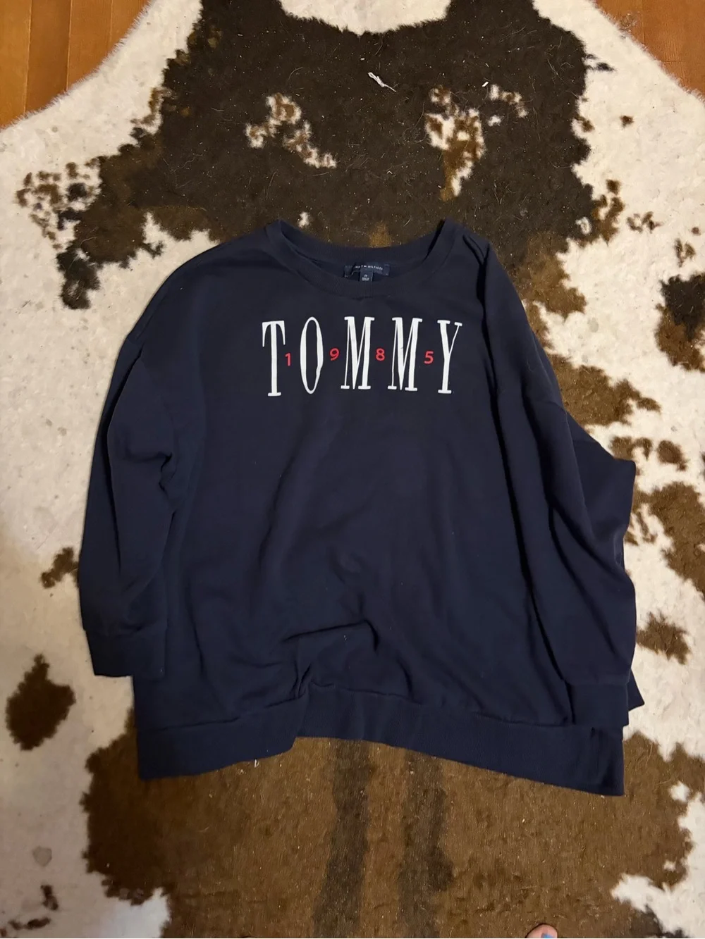 Tommy Hilfiger Navy Crewneck Sweatshirt with White Logo - Picture 4 of 5